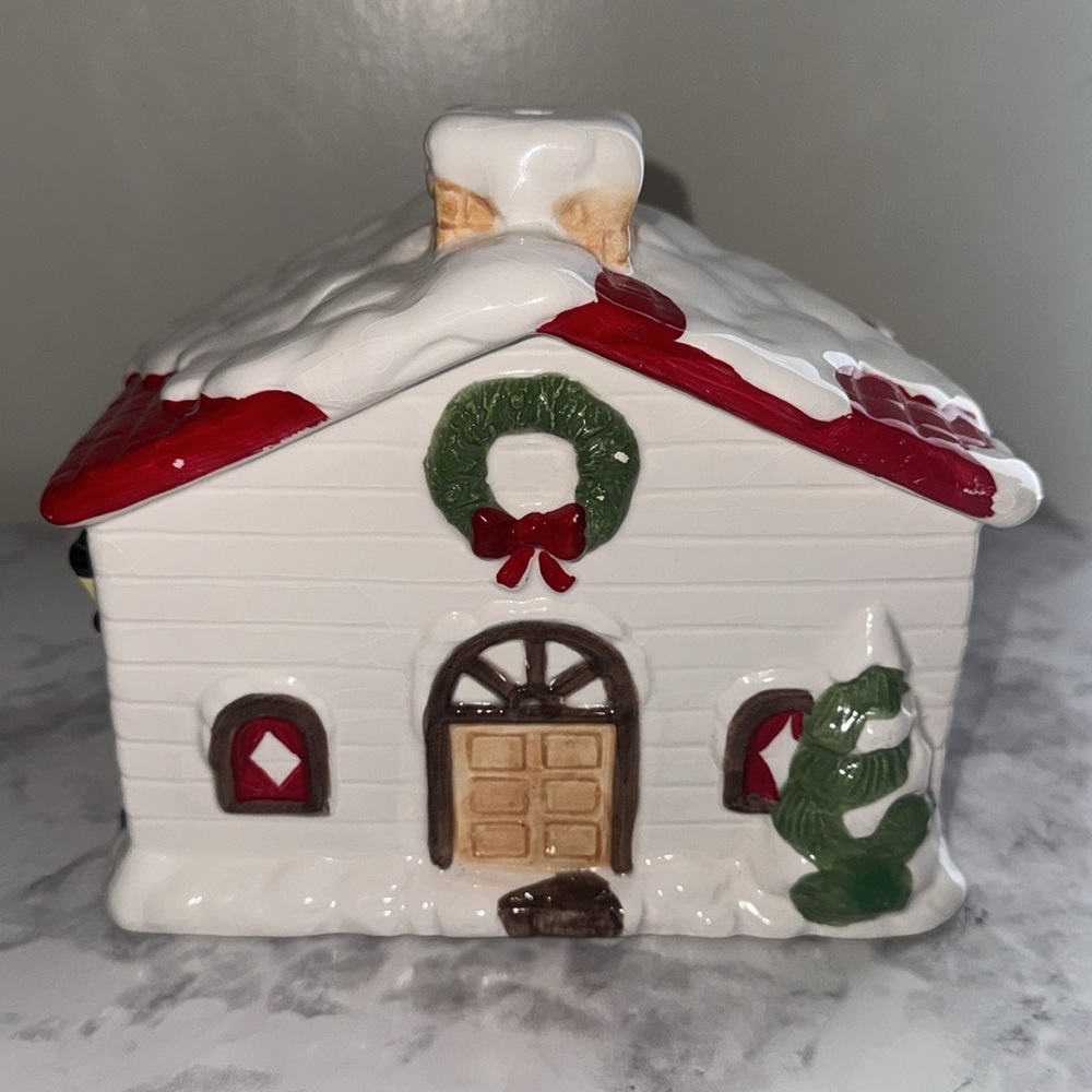 Vintage Christmas House Music Box Plays Jingle Bells Tested
